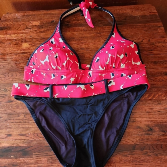Victoria's Secret Other - Victoria's Secret 2 Piece Swimsuit Medium